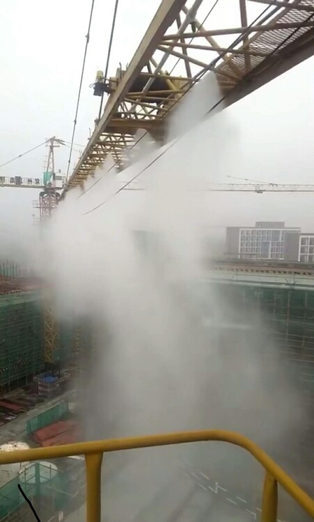 金華120米塔吊噴淋 建筑工地自動(dòng)噴霧系統(tǒng)的智慧解決新方案
